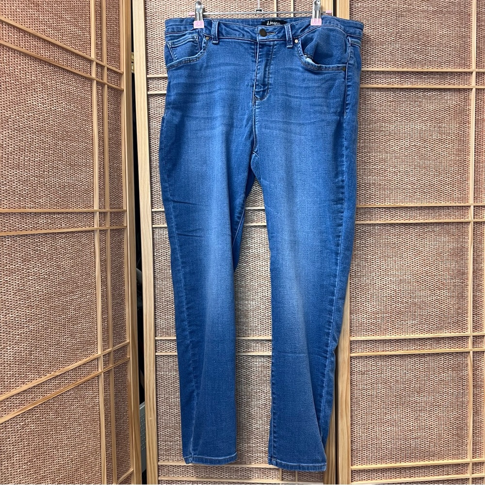 d.jeans Classic Blue Denim Jeans Cotton and Rayon A